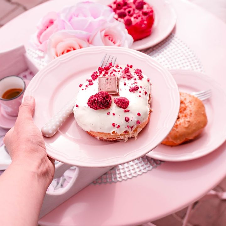 Donut + káva ZDARMA